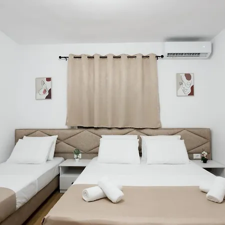 Hotel Agimi 65 Gjirokastër