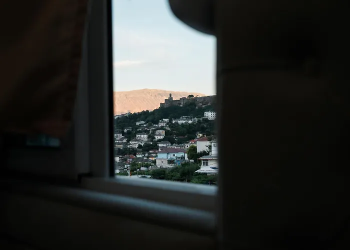 Agimi 65 Szálloda Gjirokastra