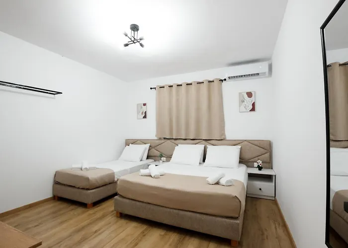 Agimi 65 Szálloda Gjirokastra