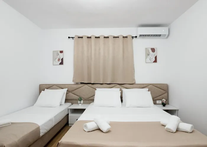 Szálloda Agimi 65 Gjirokastra